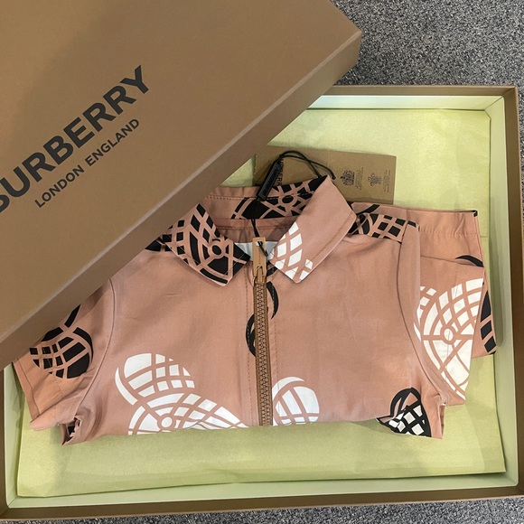 BNWT and Box BURBERRY Baby Beige Thomas Bear Jumpsuit - 6M - Picture 3 of 8